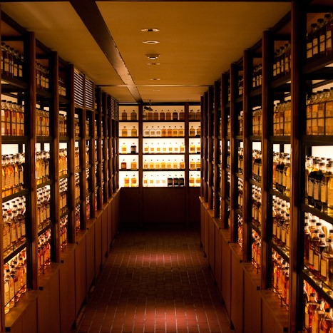 Yamazaki Whisky Library